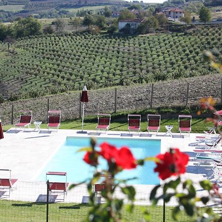 Ca' Del Lupo Hotell Montelupo Albese Eksteriør bilde