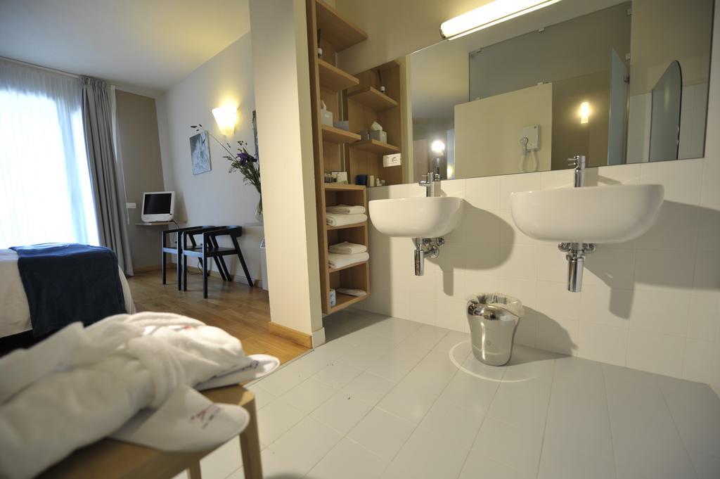 Ca' Del Lupo Hotell Montelupo Albese Eksteriør bilde