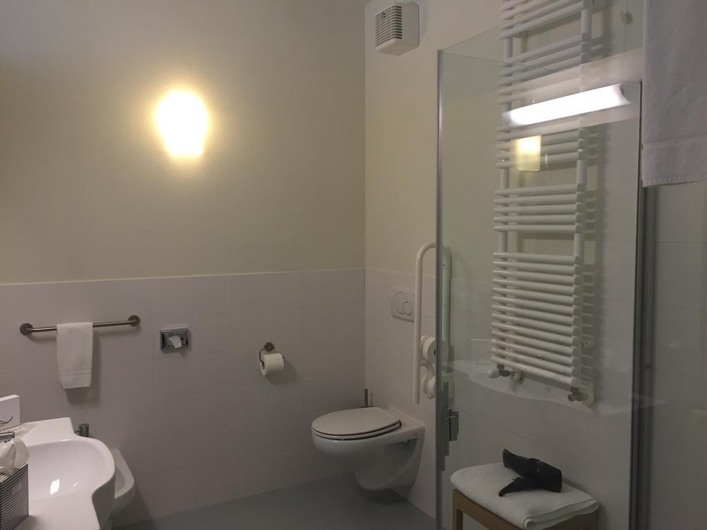 Ca' Del Lupo Hotell Montelupo Albese Eksteriør bilde